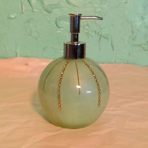 A Nice Green Handwash Holder